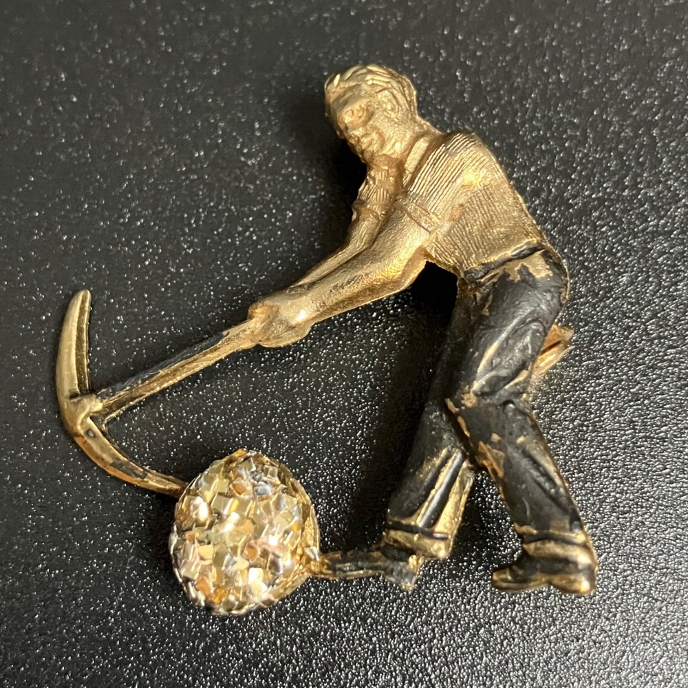 Vintage Miner Brooch 1.5in Gold Tone Pickaxe Gold Nugget Novelty Pin READ